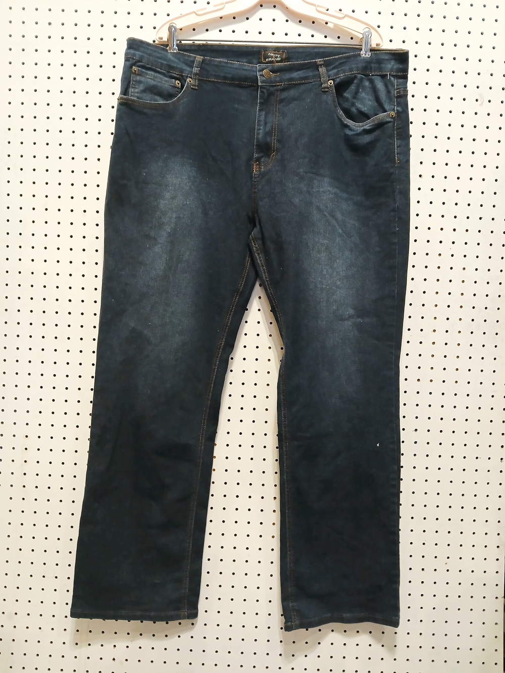Relaxed Fit Men’s Jeans in Dark Blue - Comfortable Everyday Wear
